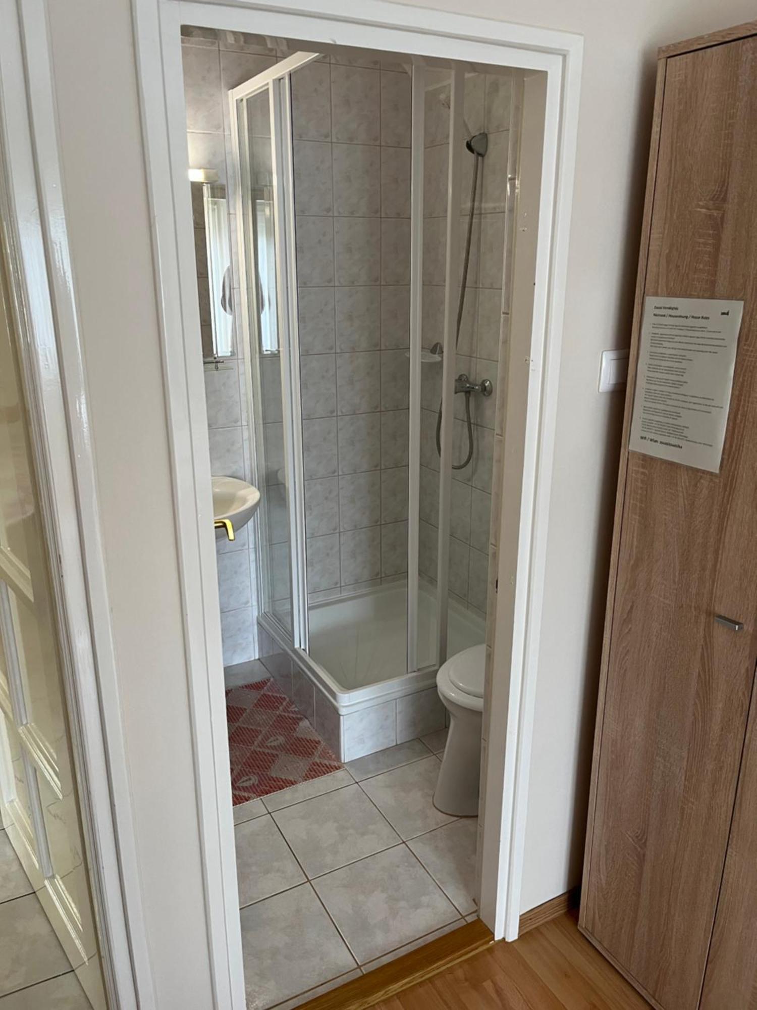 Zsuzsi Vendeghaz Hotel Zalaegerszeg Luaran gambar
